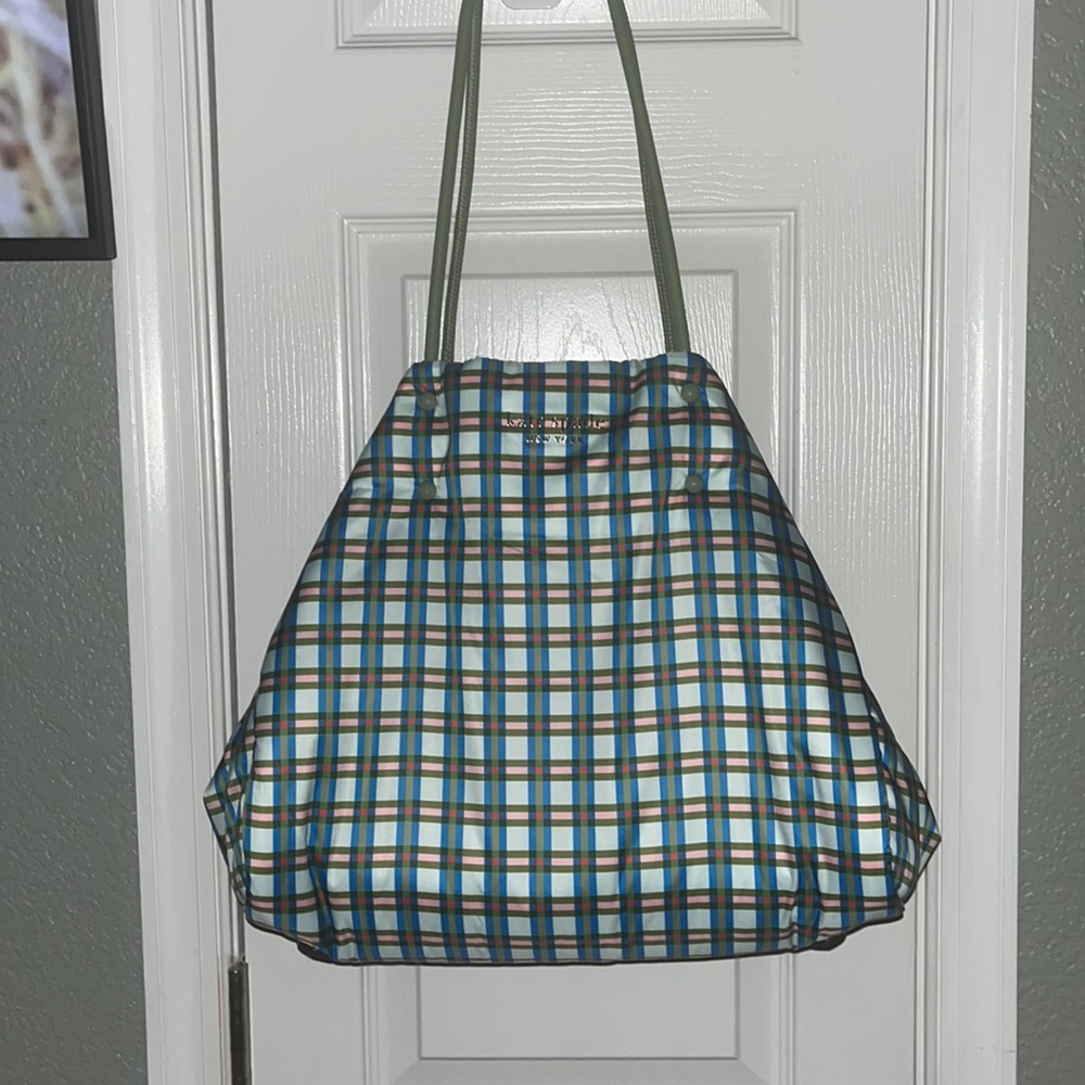 Kate spade everything puffy plaid large tote and makeup bag.
